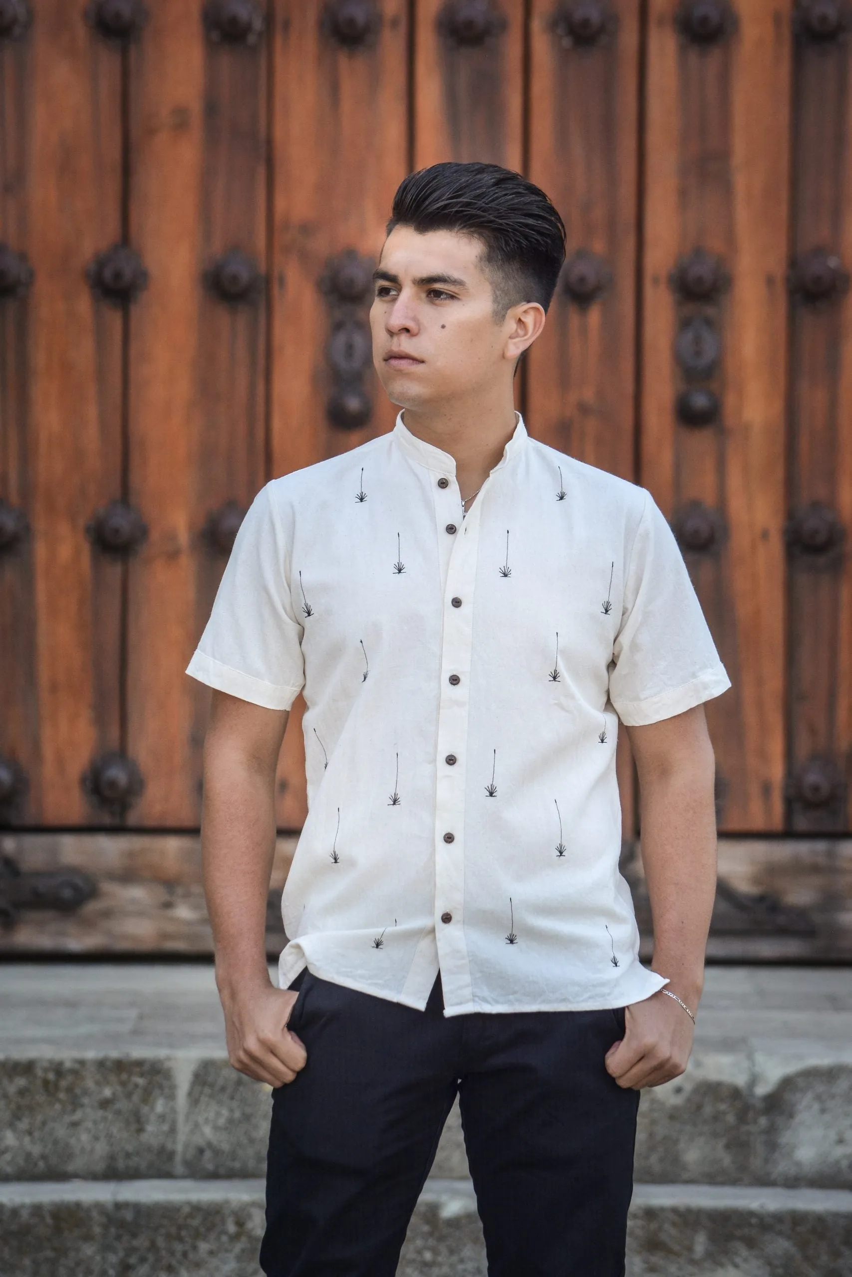 “Agave Negro" Men's Oaxacan Dress Shirt — Beige/Black