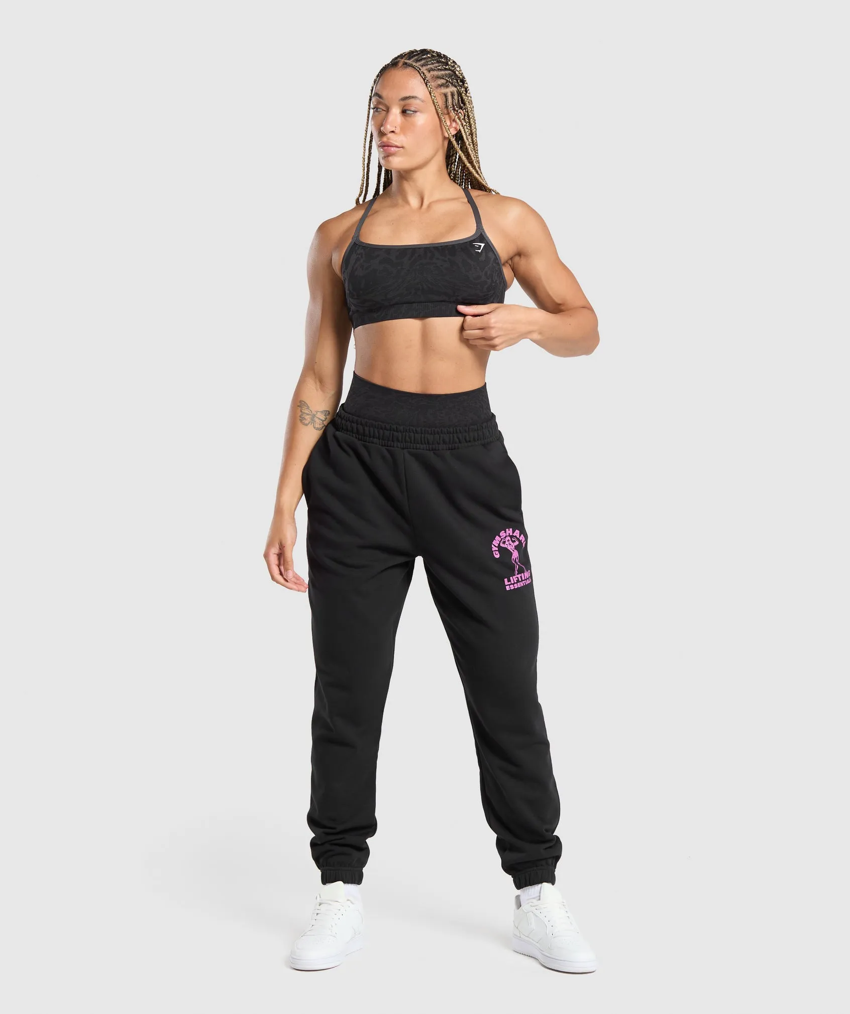 Gymshark Strong Women Joggers - Black