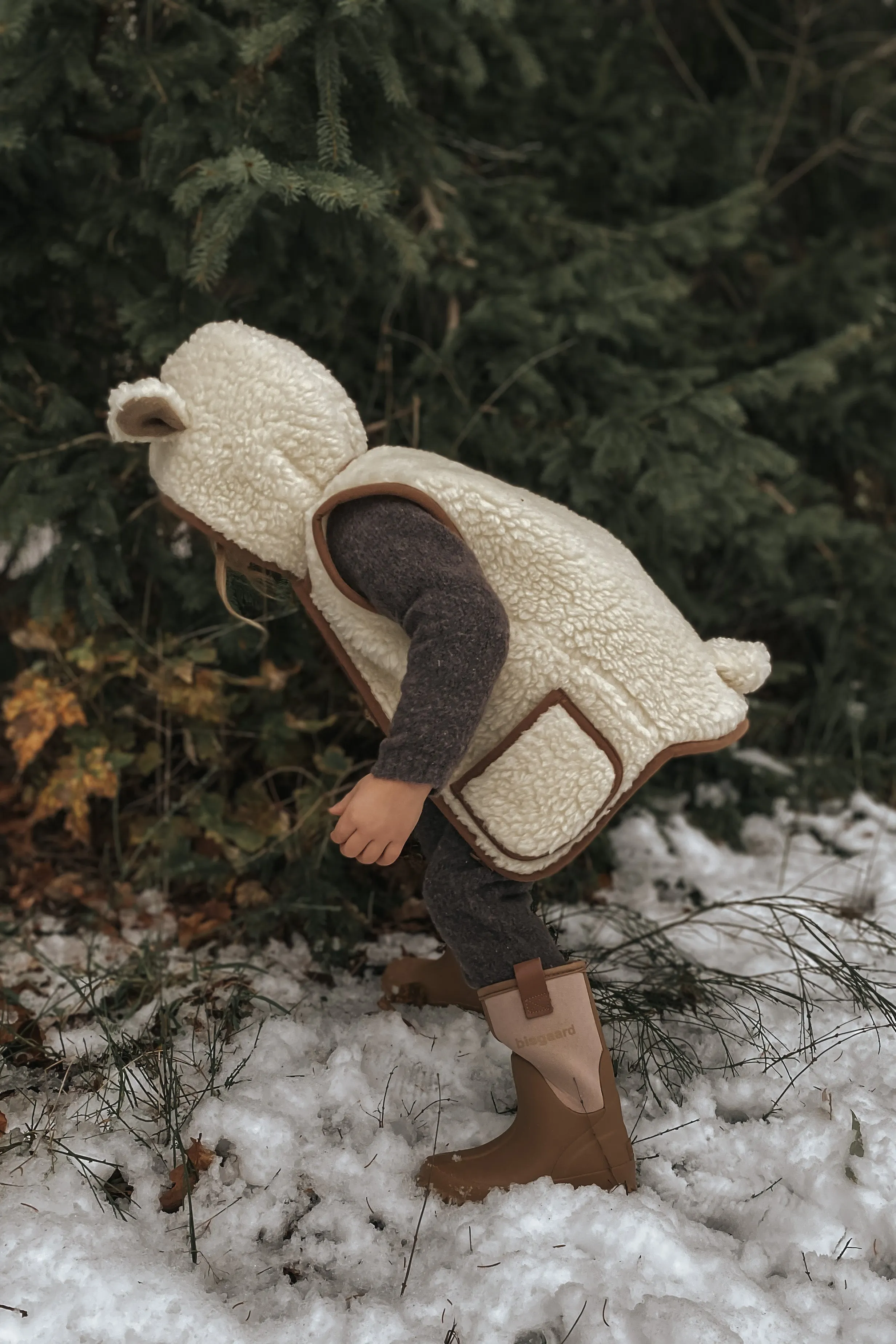 Little Sheep Hooded Vest - Children -  Ivory