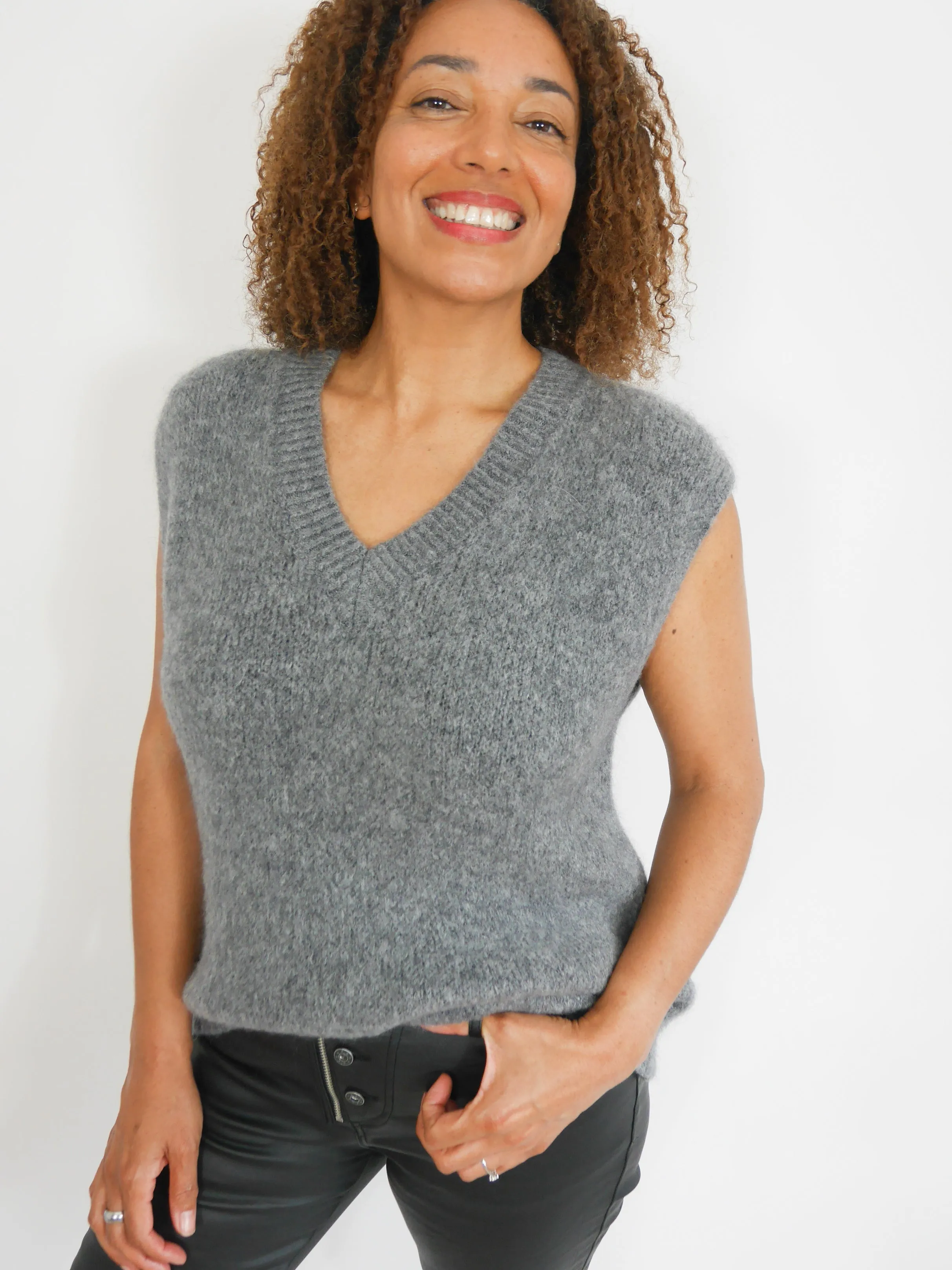 Pippa Knit Grey