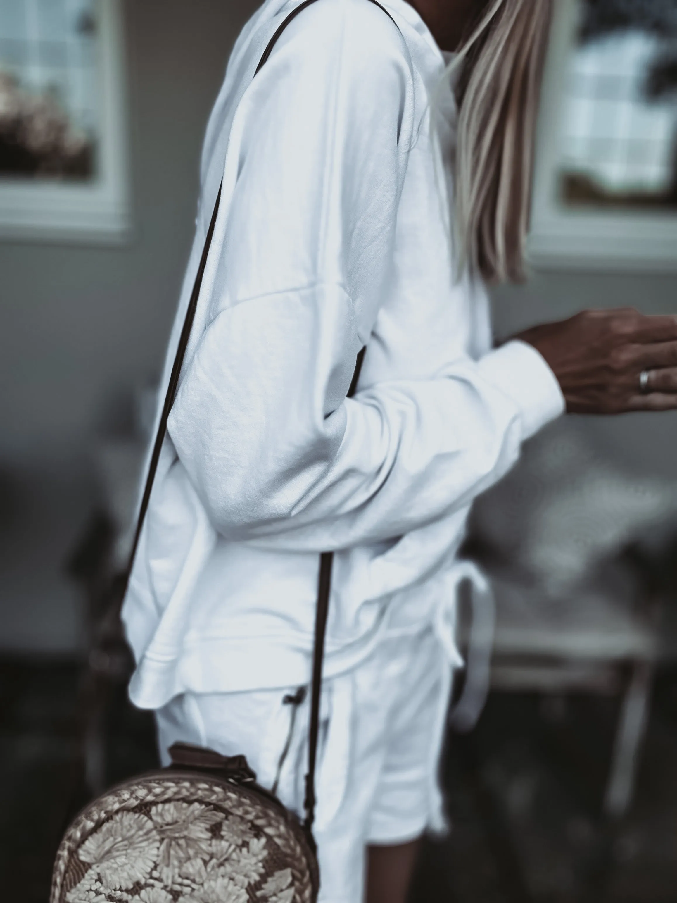 ULTIMATE WHITE super slouchy relaxed hoody *NEW*