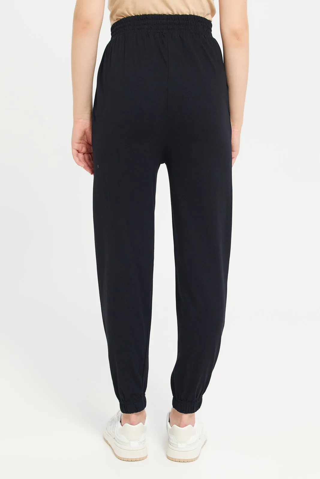 Woman Black Plain Active Pants