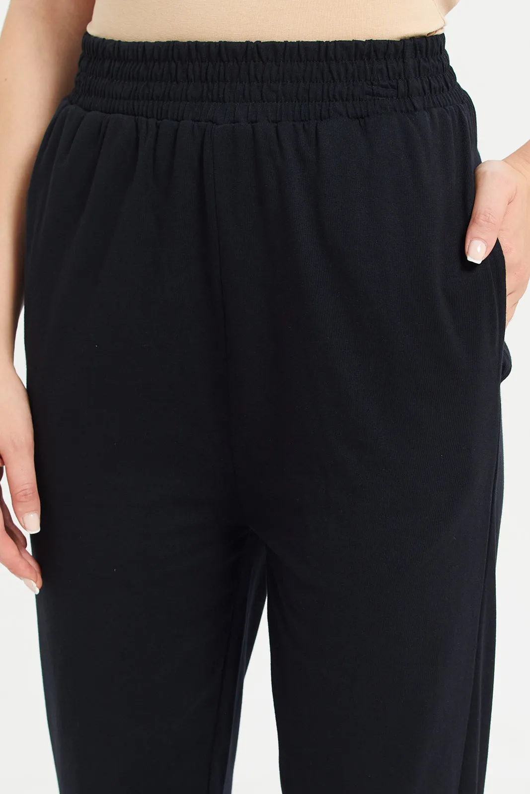 Woman Black Plain Active Pants